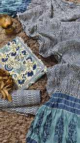 Cotton Printed Un Stitched Suit With Printed Bottom