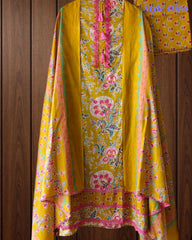 Cotton Pakistani Style Printed Un-Stitched Suit with Crochet Lacing Dupatta
