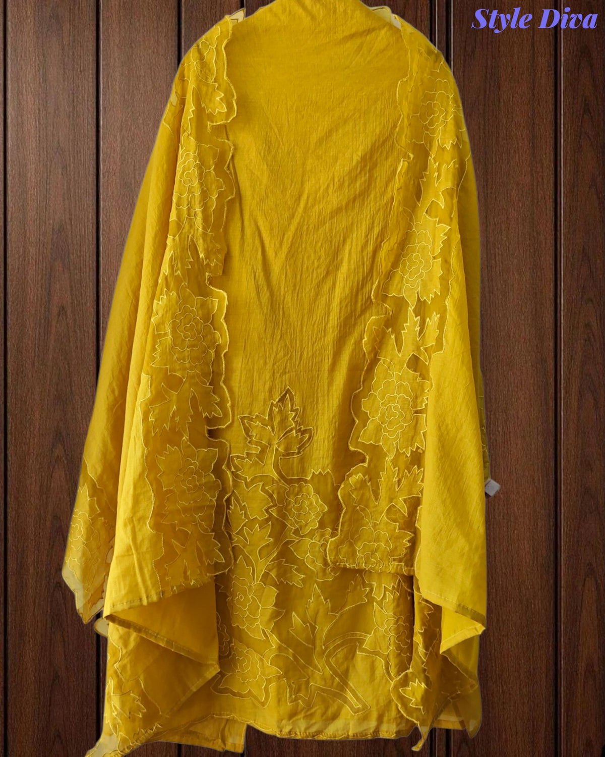 SD1138 - Elegant Crush Mul Cotton Unstitched Suit with Laser Cut Embroidery & Applique Dupatta