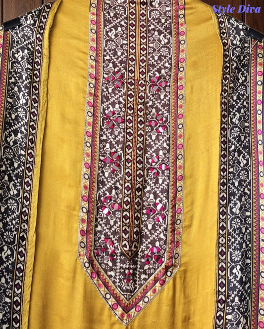 Gajji Silk Digital Printed Unstitched Suit with Mirror Highlighting & Matching Dupatta
