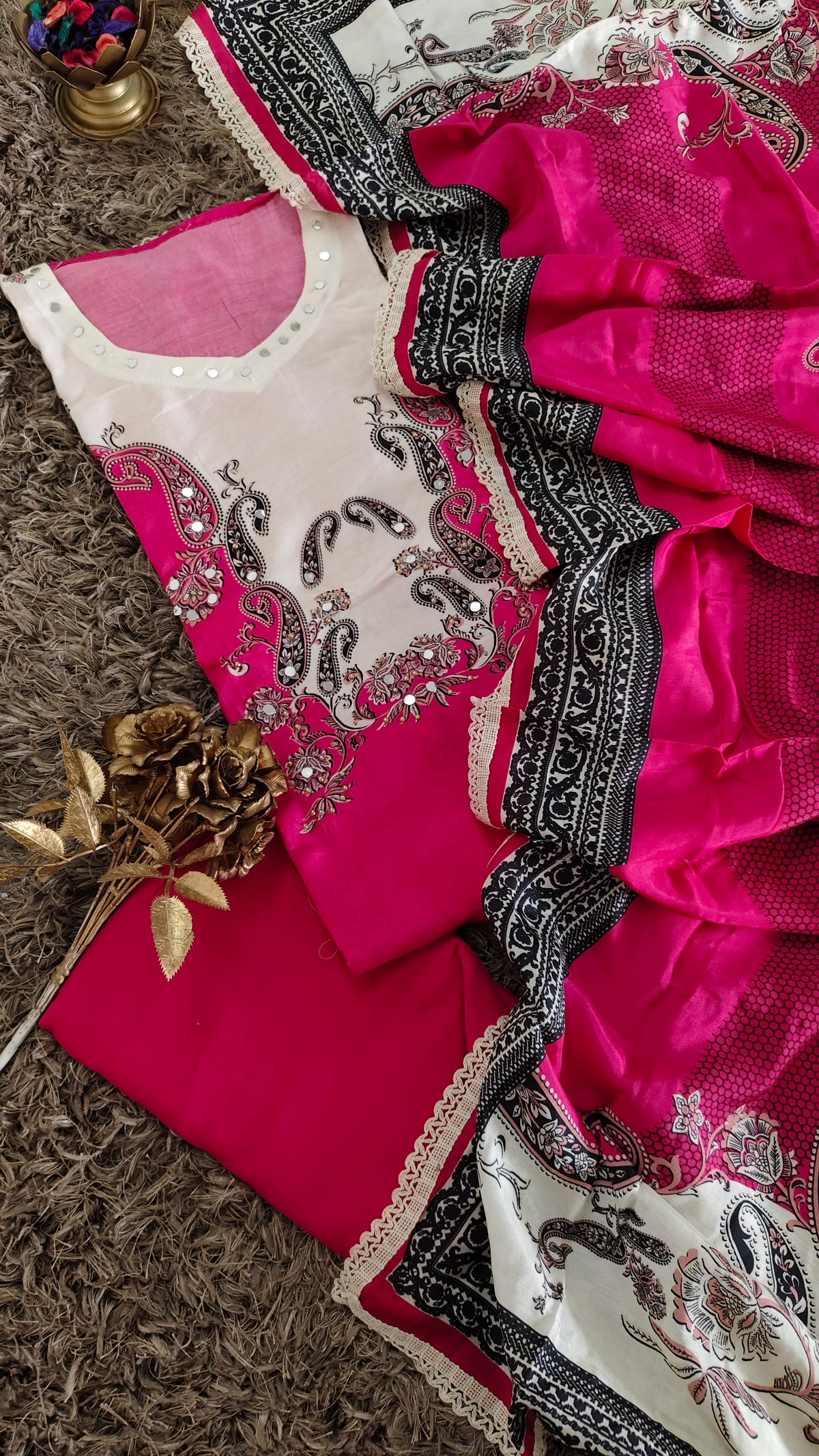 Pakistani Muslin Digital Print Suit