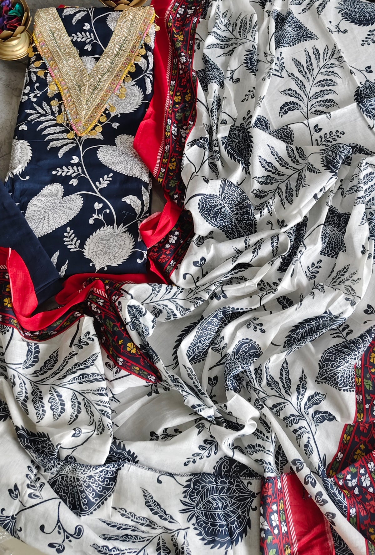 Pure Cotton Unstitched Suit Set with Mul Mul Printed Dupatta & Neck Embroidery