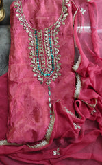 Muslin Elegance: Self-Design Kurta with Gotta Embellished Chiffon Dupatta
