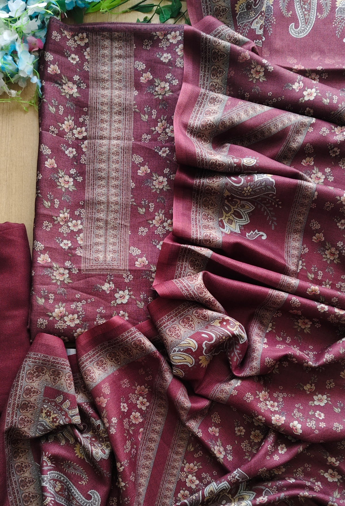 Winter Wear-Graceful Floral Pashmina Digital Print Un-Stitched Winter Suit