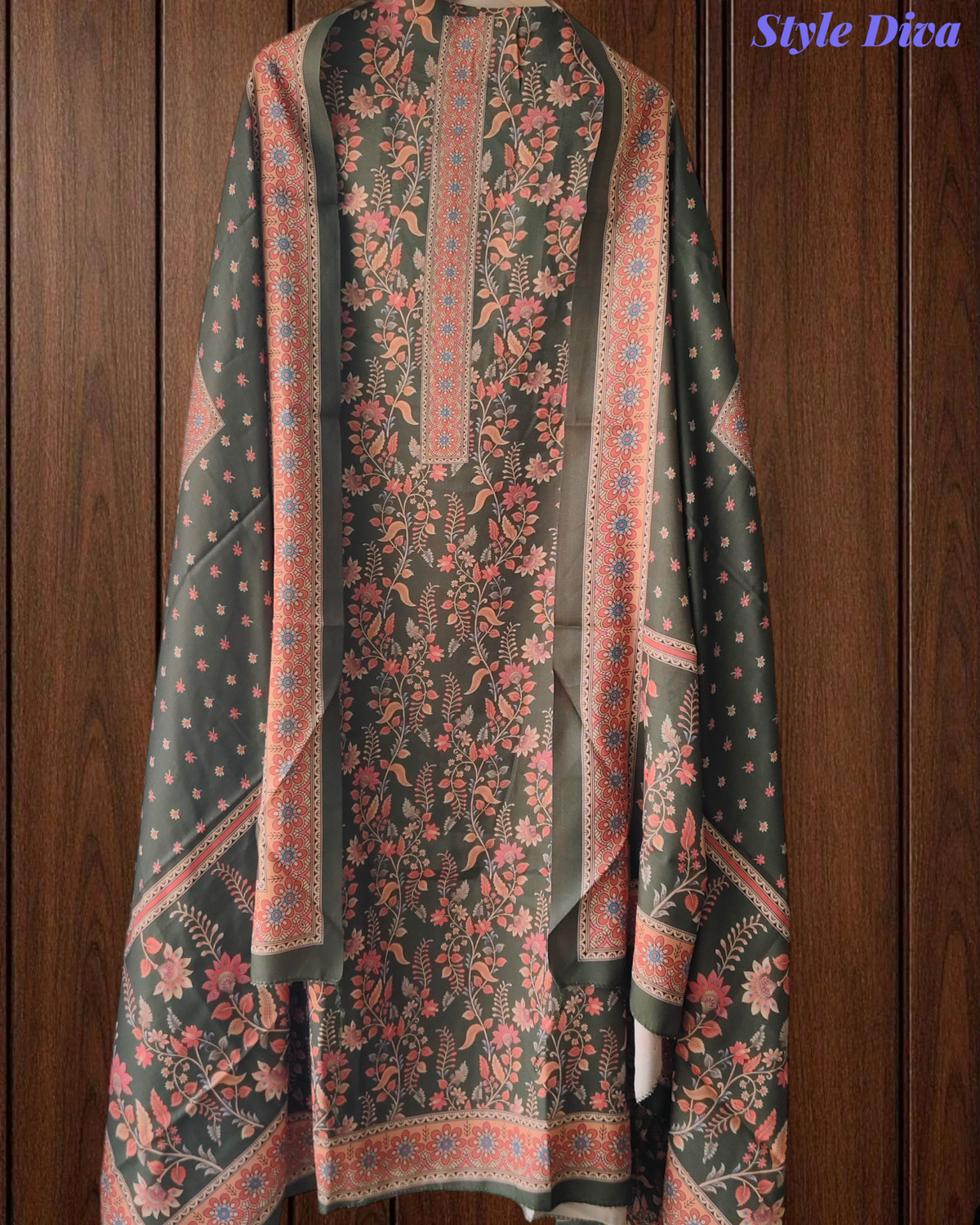 Winter Wear-Stunning Floral Pashmina Digital Print Un-Stitched Winter Suit Set