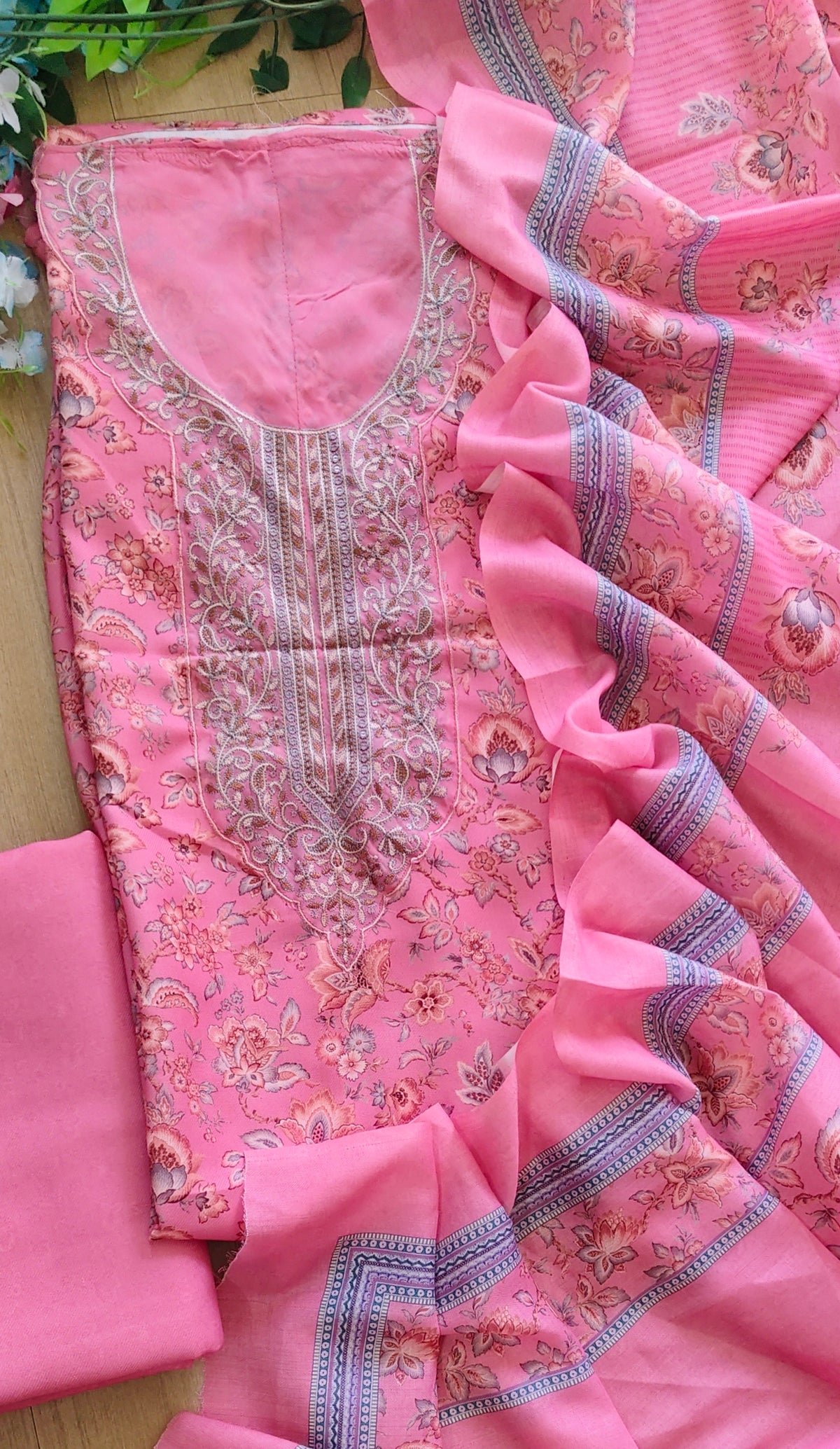 Winter Wear- Timeless Kashmiri Embroidered Pashmina Un-Stitched Suit