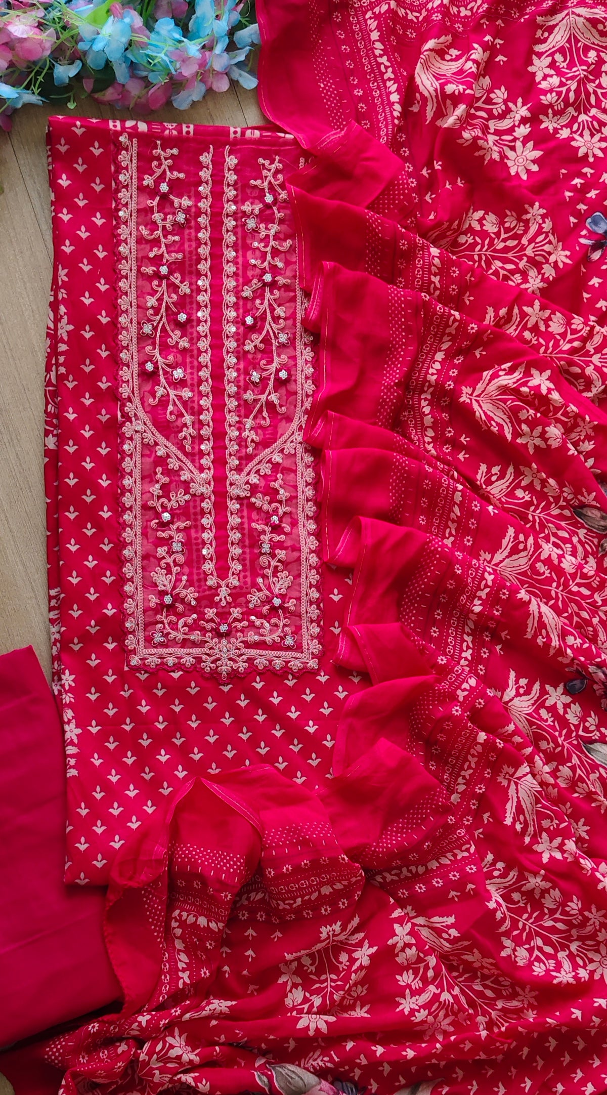 Elegant Glazed Cotton Un-Stitched Suit with Digital Print & Organza Embroidery Patch Work