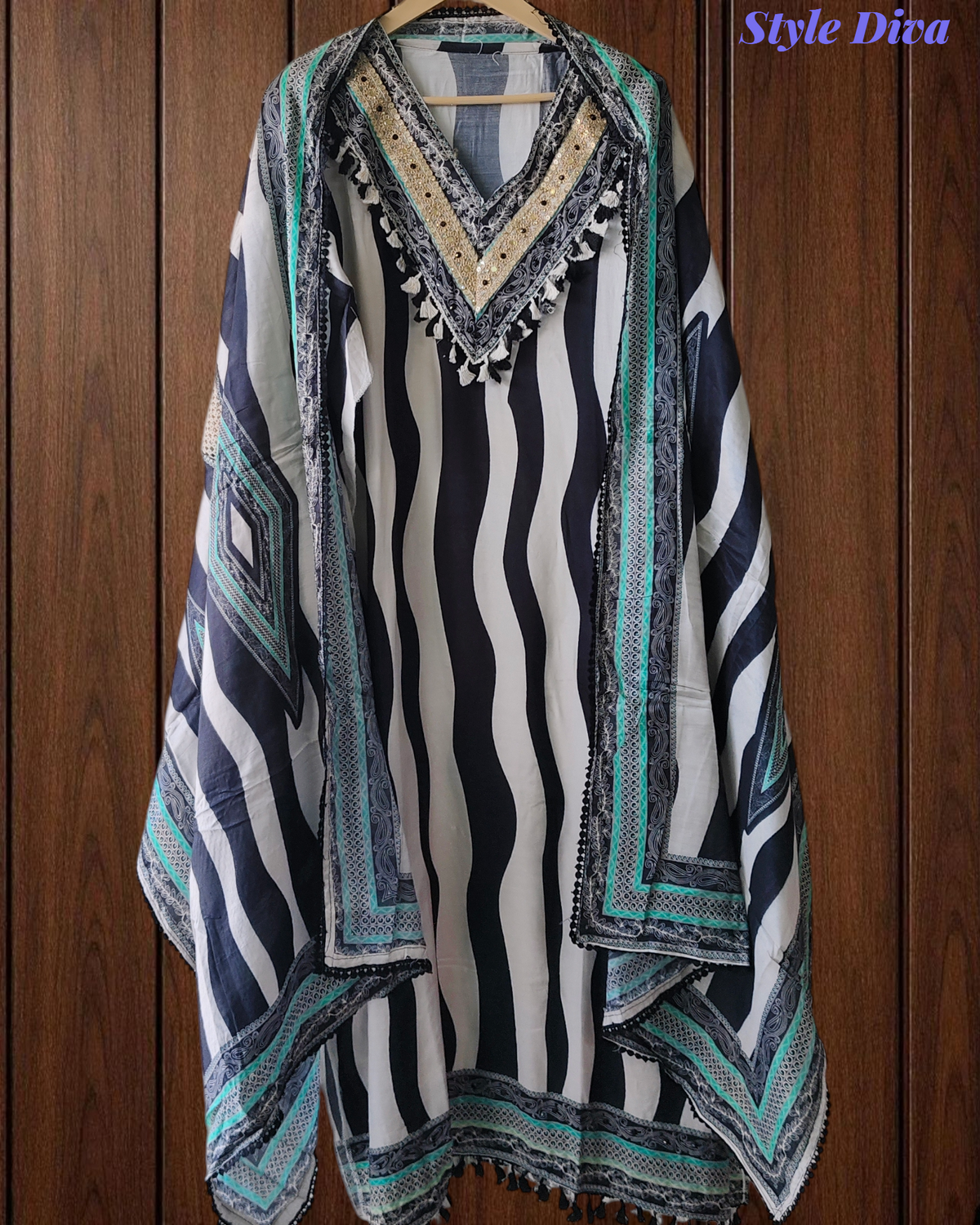 Muslin Digital Printed Un-Stitched Festive Suit with Zari & Swarovski Work