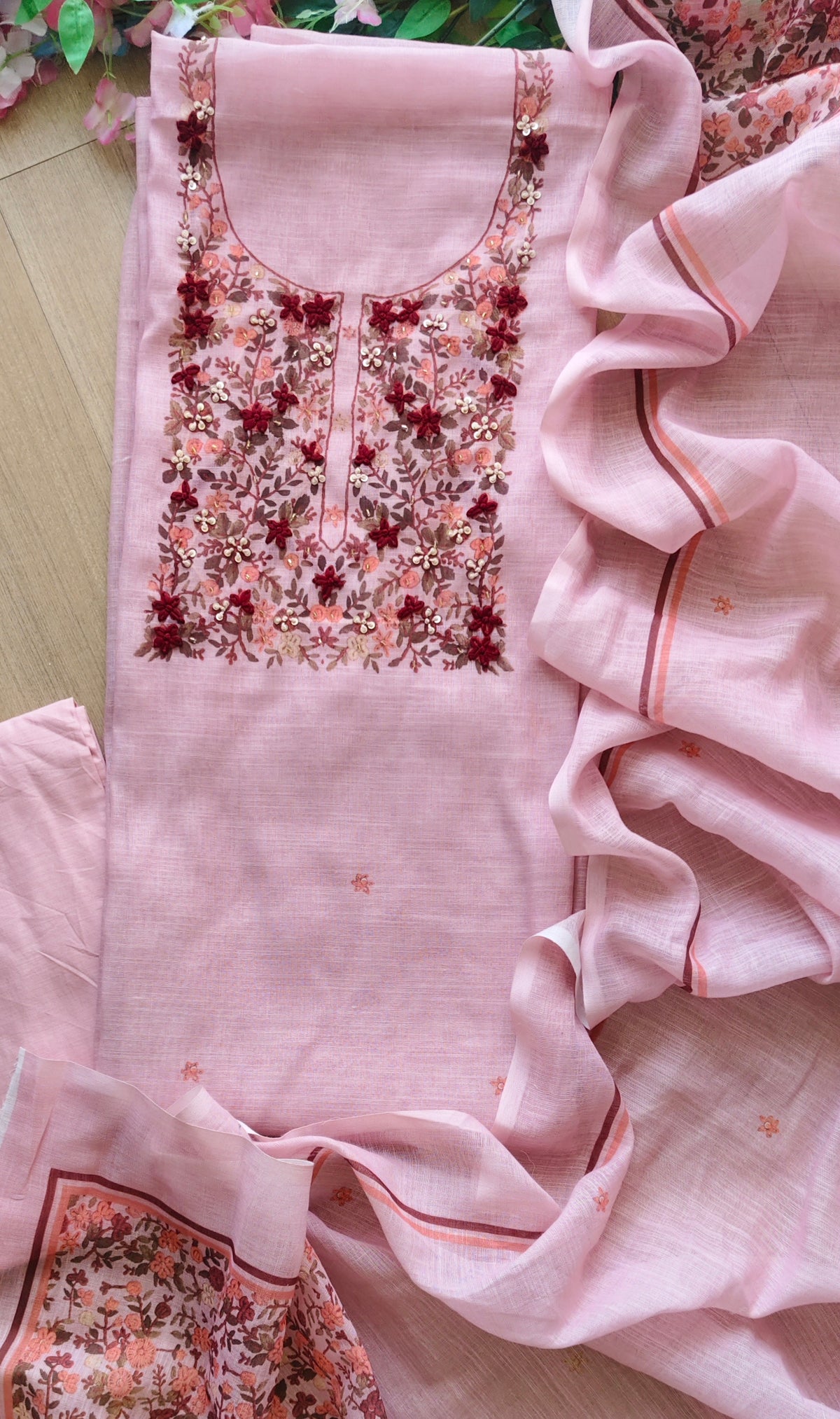 Linen Printed Kurta Set with Knot Work Highlights & Digital Print Dupatta