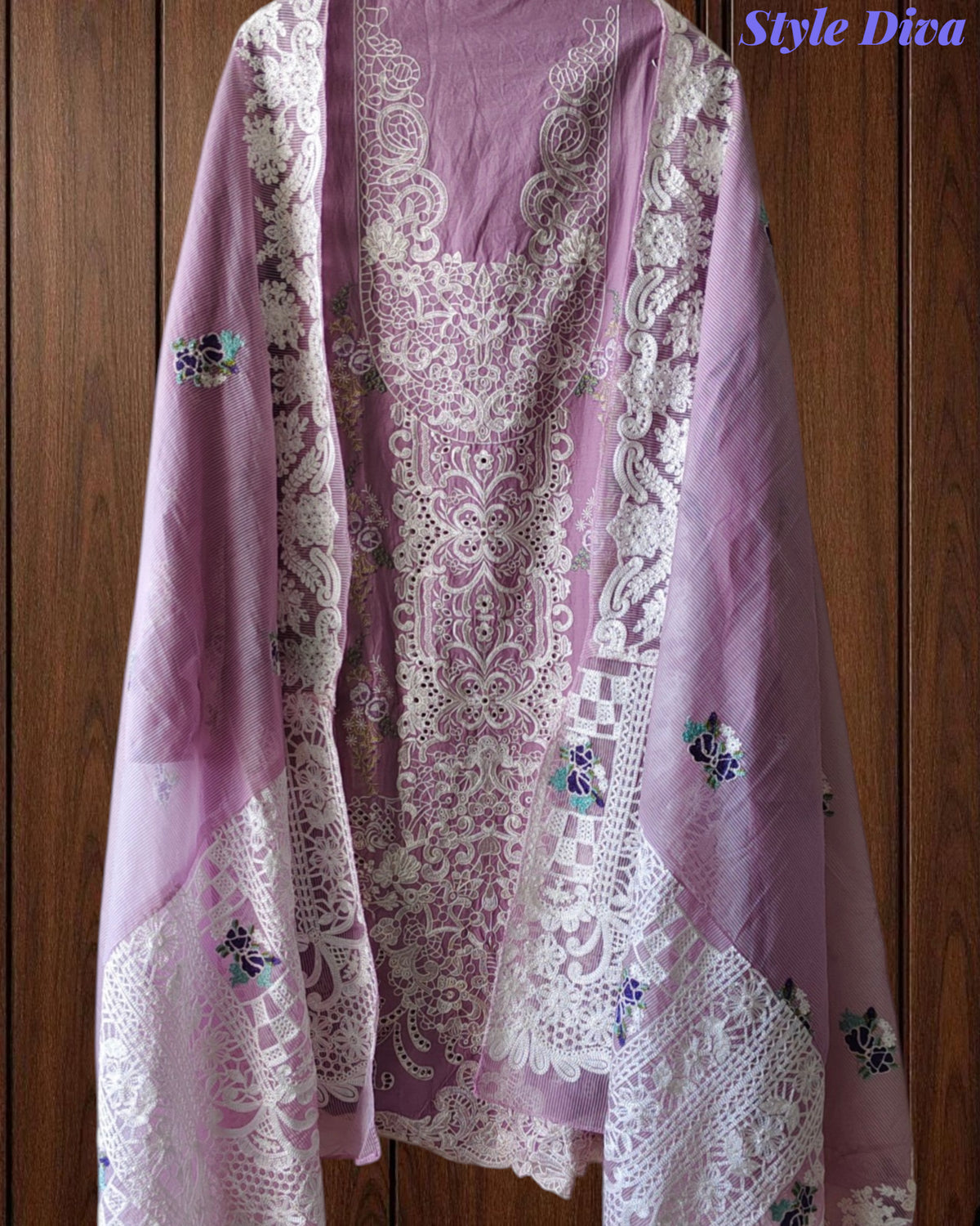 🌸 Pakistani Cotton Embroidery Suit Set – 3 Pc Elegance with Printed Dupatta 🌸