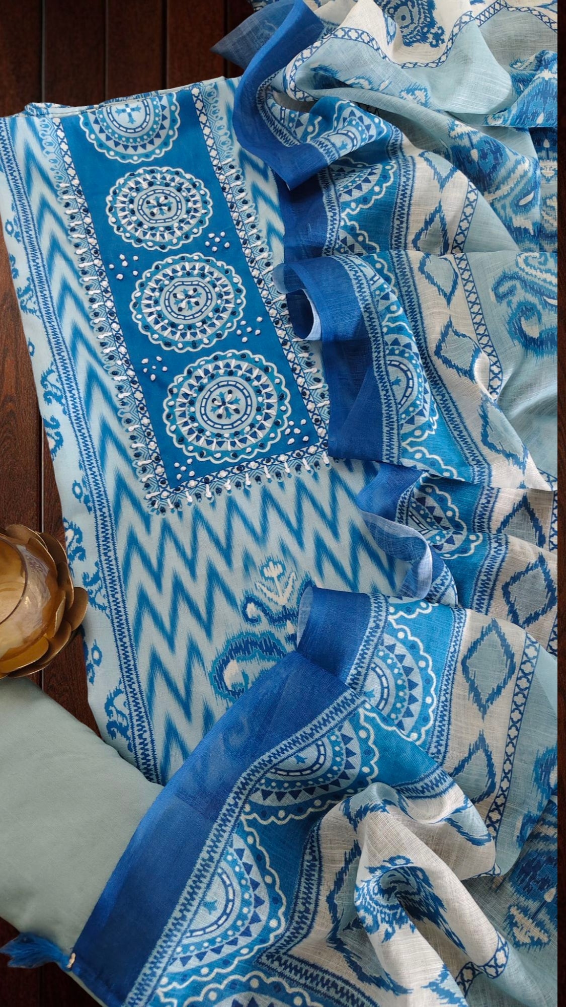 Slub Cotton Digital Print With Linen Dupatta  UnStitched Suit