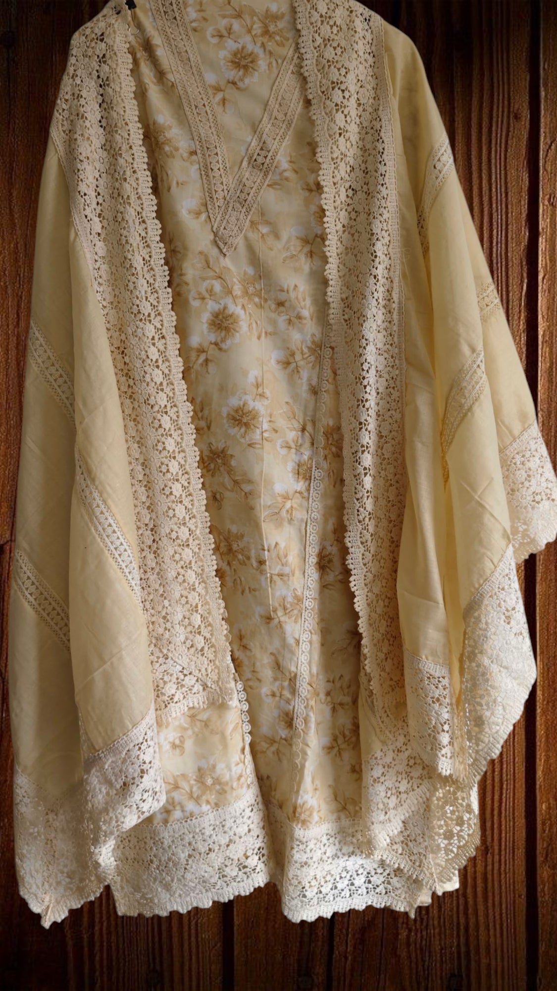 Pakistani Pure  Cotton Un Stitched Suit