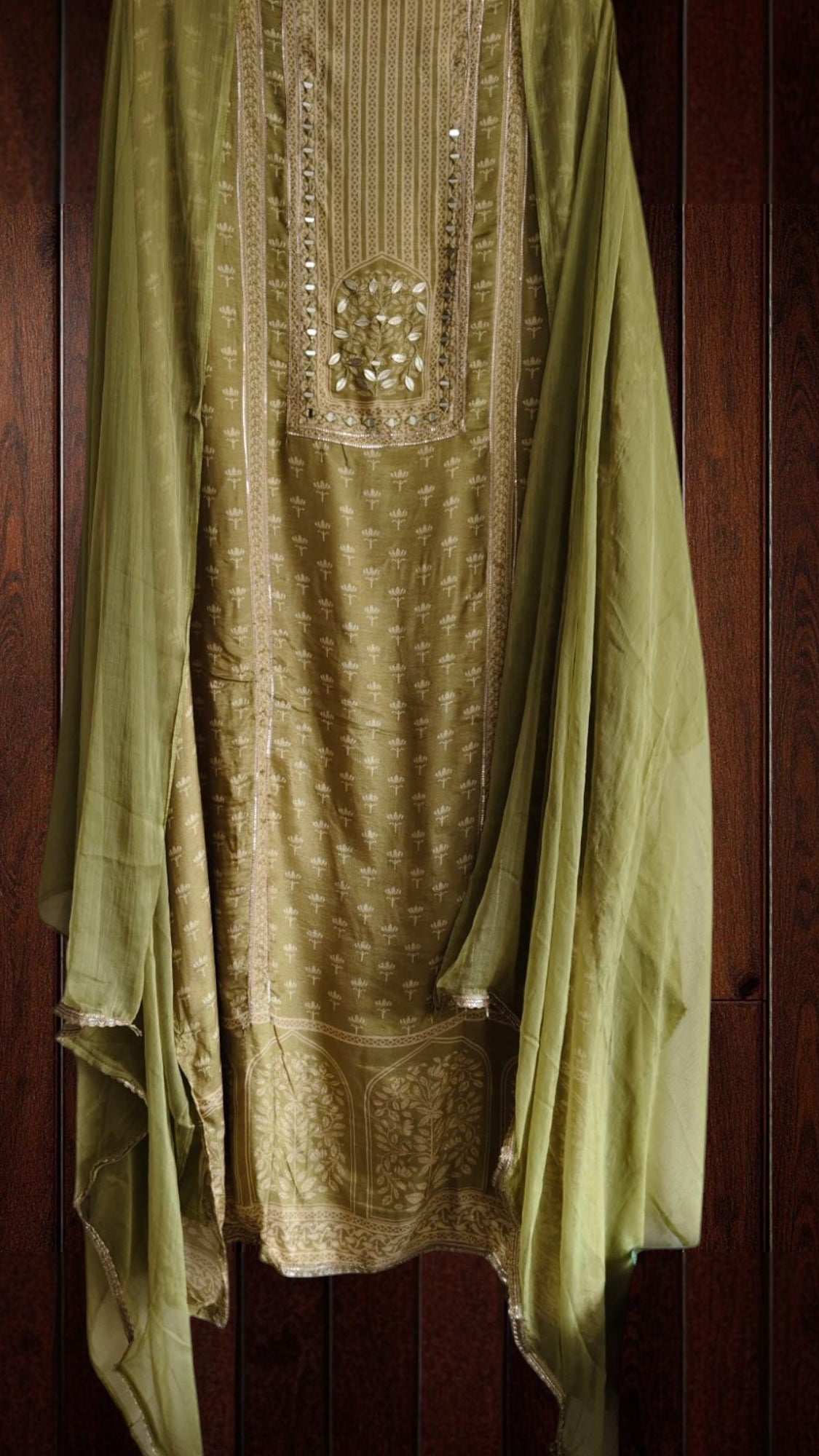 Muslin Digital Printed Unstitched Suit with Mirror & Cut-Dana Work
