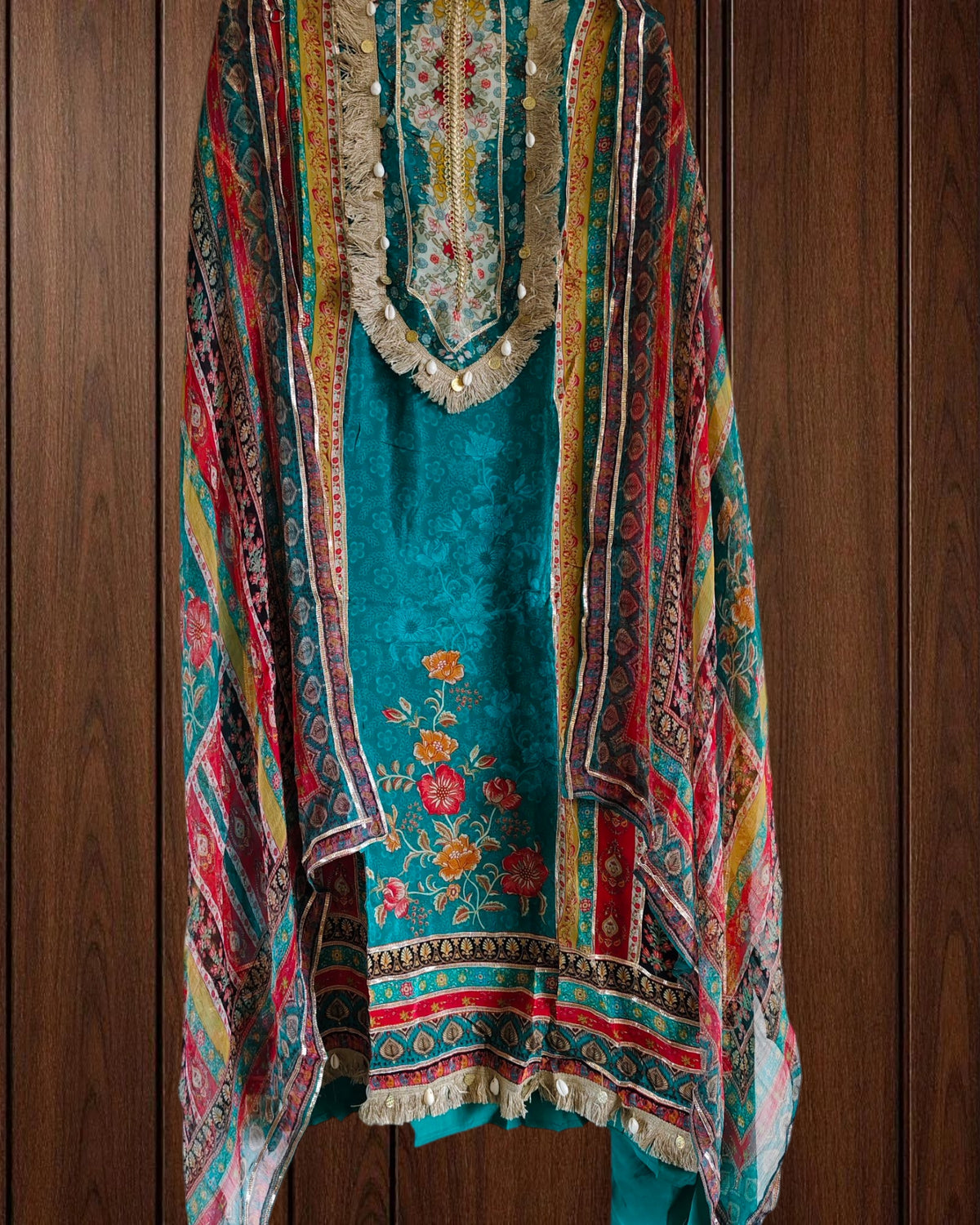 Crepe Digital Printed Unstitched Suit with Gotta Highlighting & Neck Work