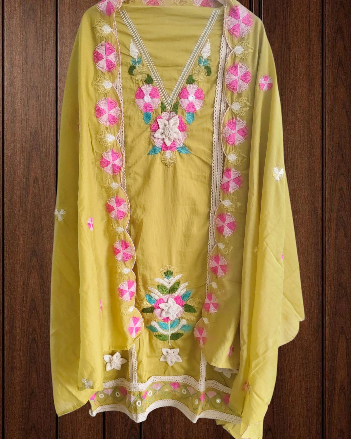 Designer Soft Mul Cotton Unstitched Suit – 3D Embroidery & Crochet Lace