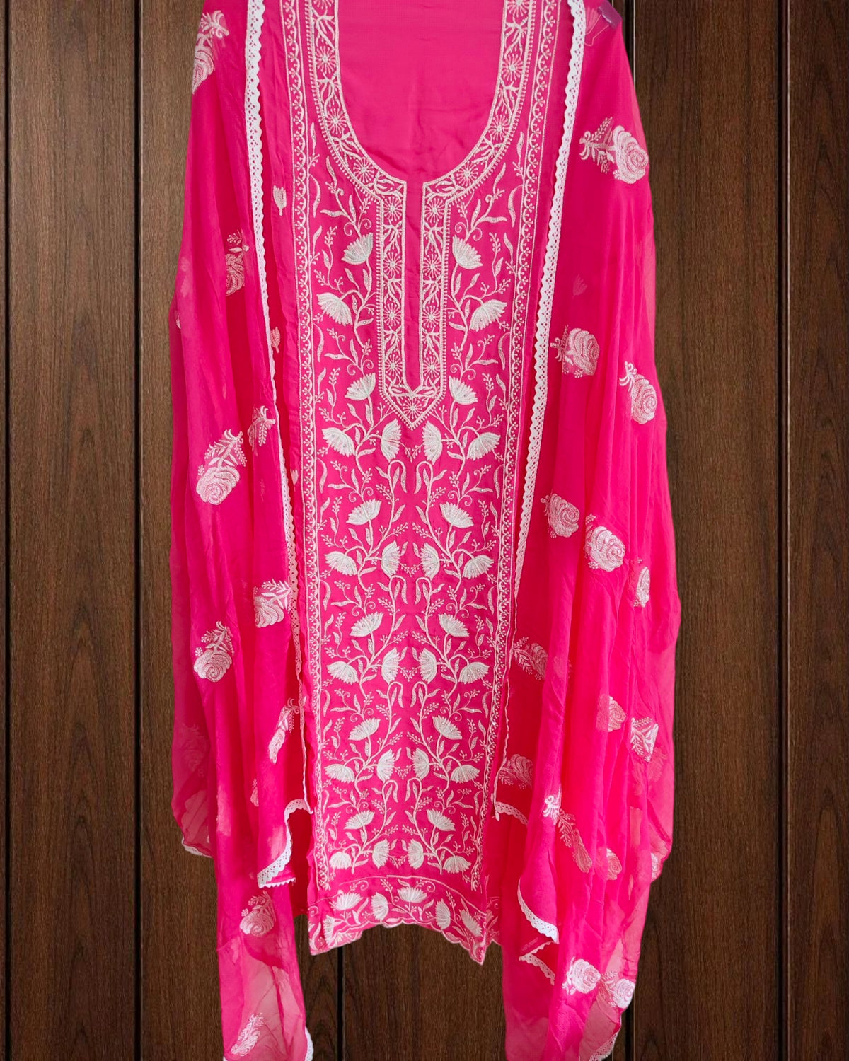 Elegant Organza Embroidered Suit with Pearl Highlights & Chiffon Dupatta