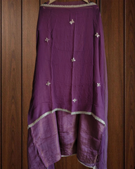 Muslin Elegance: Self-Design Kurta with Gotta Embellished Chiffon Dupatta