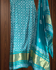 Elegant Muslin Batik Print Suit with Banarasi Accents