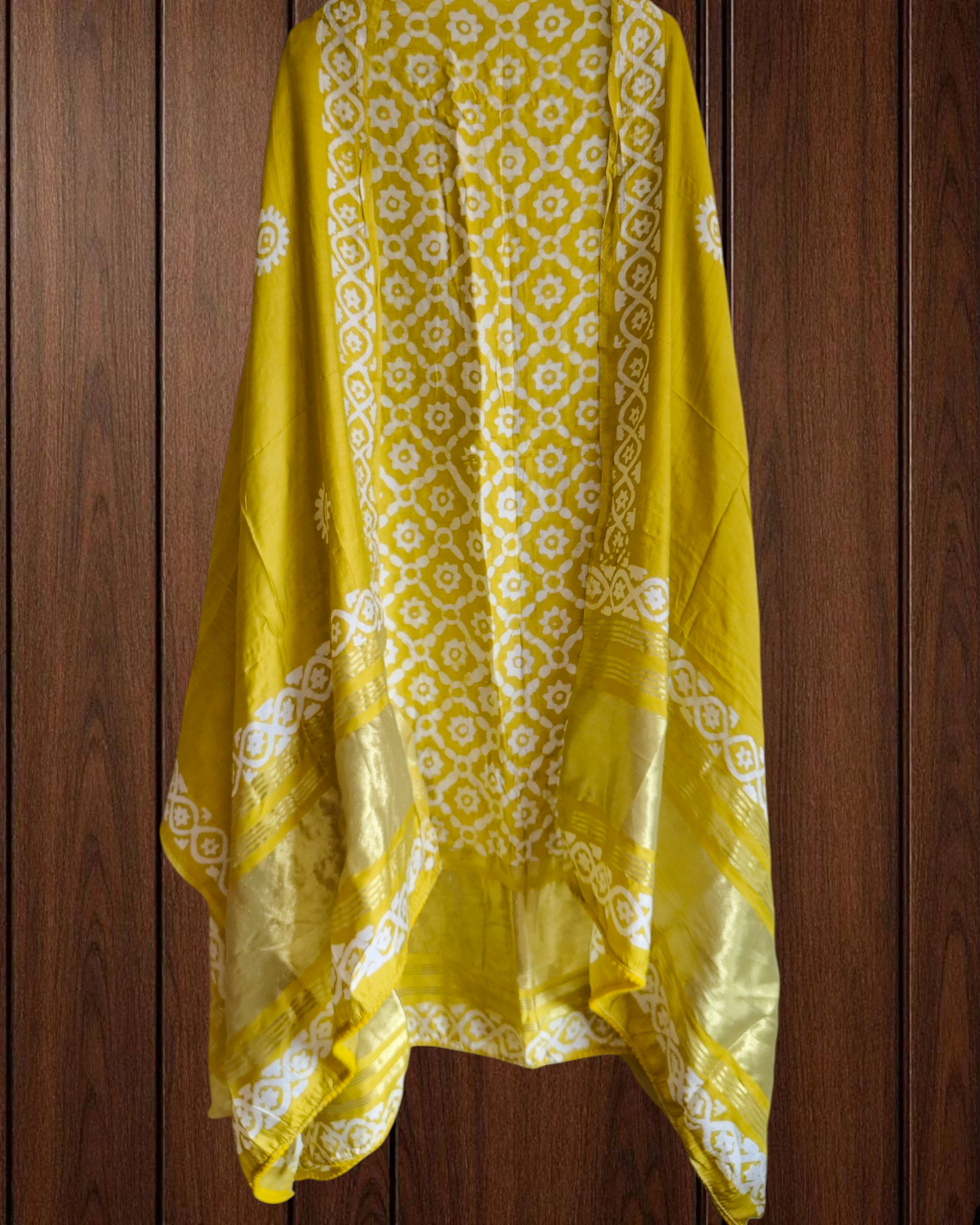 Elegant Muslin Batik Print Suit with Banarasi Accents