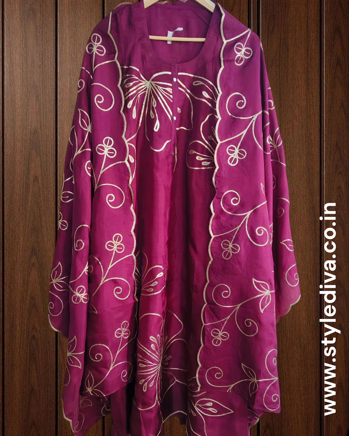 Graceful Party Wear Upara Silk Ensemble with Scalloped Dupatta