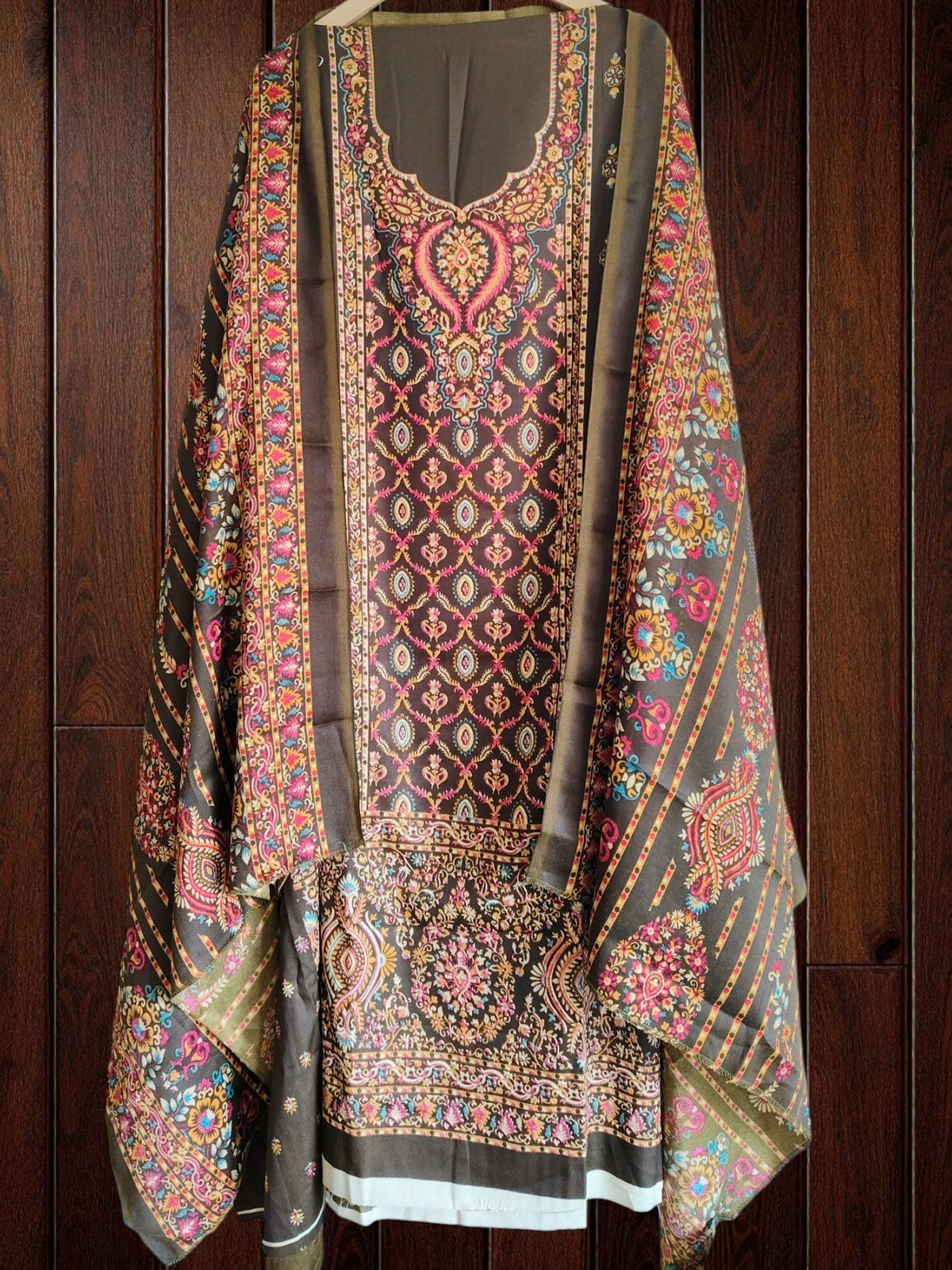 Winter Wear- Pashmina Digital Printed Unstitched Suit