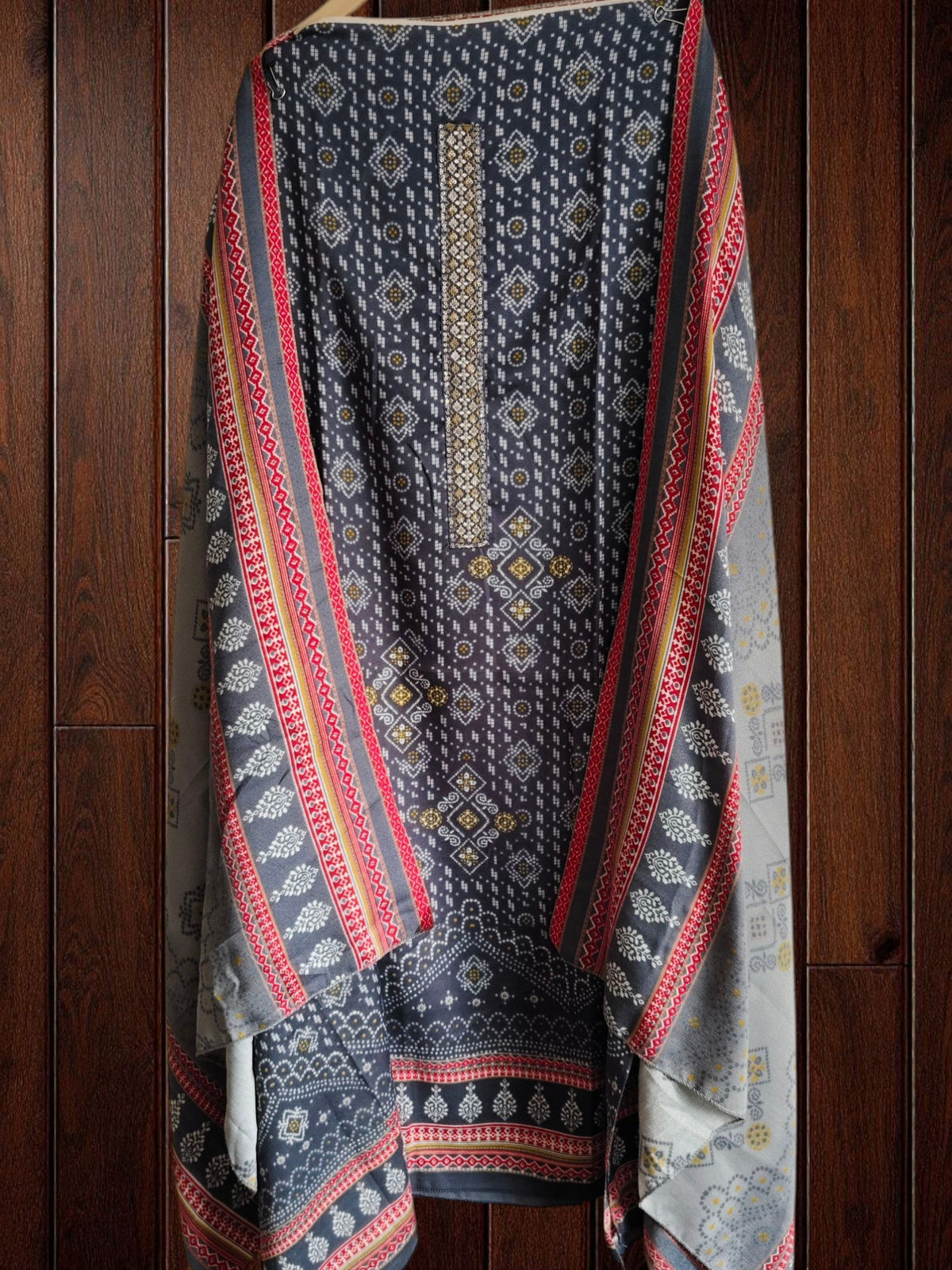 Winter Wear- Pashmina Digital Printed Unstitched Suit