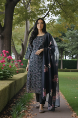 Linen Digital Print Kurta Set with Overall Knot Work & Matching Dupatta