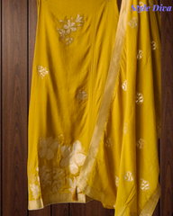 Royal Muslin Suit Set Adorned with Exquisite Banarasi Weaving