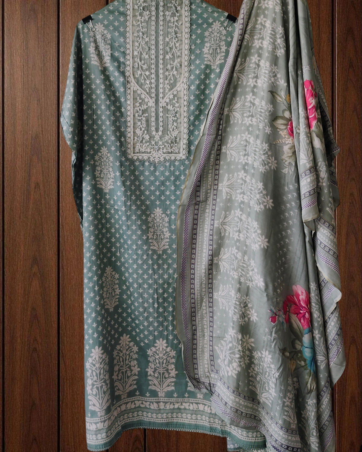 Elegant Glazed Cotton Un-Stitched Suit with Digital Print & Organza Embroidery Patch Work