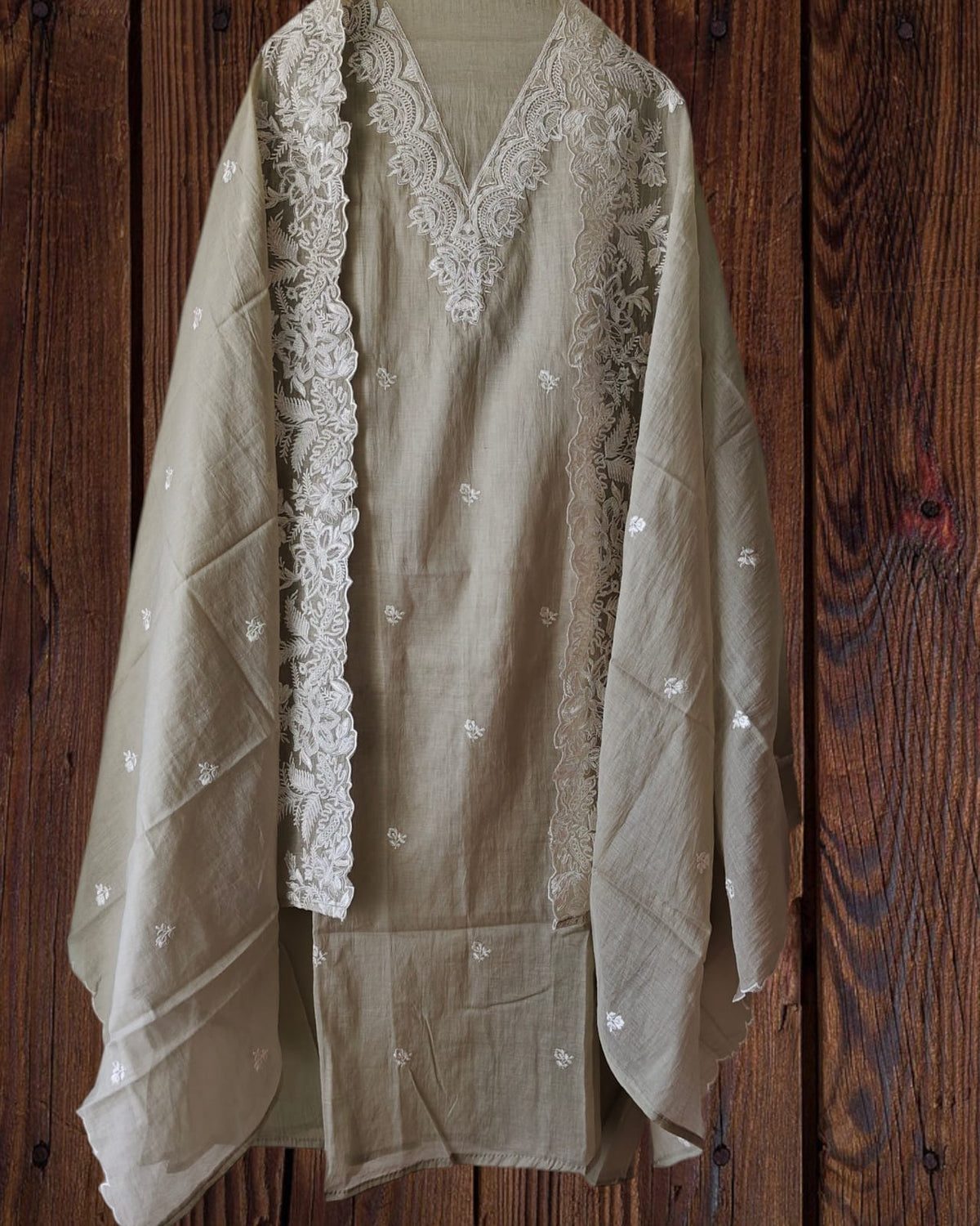 Mul cotton with quilling work n embroidery  on all over kurta rayon bottom n quilling work mul cotton dupatta