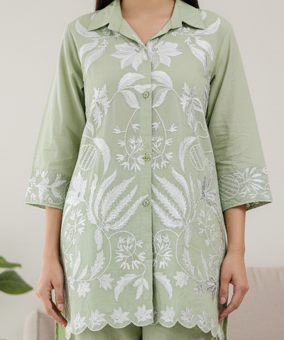 Elegant Rayon Thread Embroidered Co-Ord Set for Women (2 Pc Set)