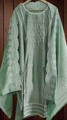 Muslin Digital Print Kurta with embroidary Highlighting & Matching muslin Dupatta – Semi-Stitched Suit