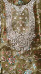 Muslin Digital Print Kurta Highlighting & muslin Dupatta with embroidary – unStitched Suit